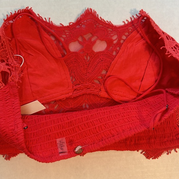 FP One Large Top Athena Scallop Crochet Bralette Free People in red tulip - Picture 5 of 11